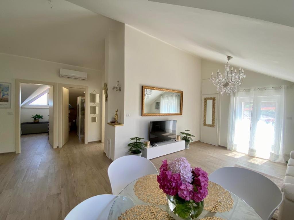 Apartament Casa Tra I Castelli San Martino Alfieri Zewnętrze zdjęcie
